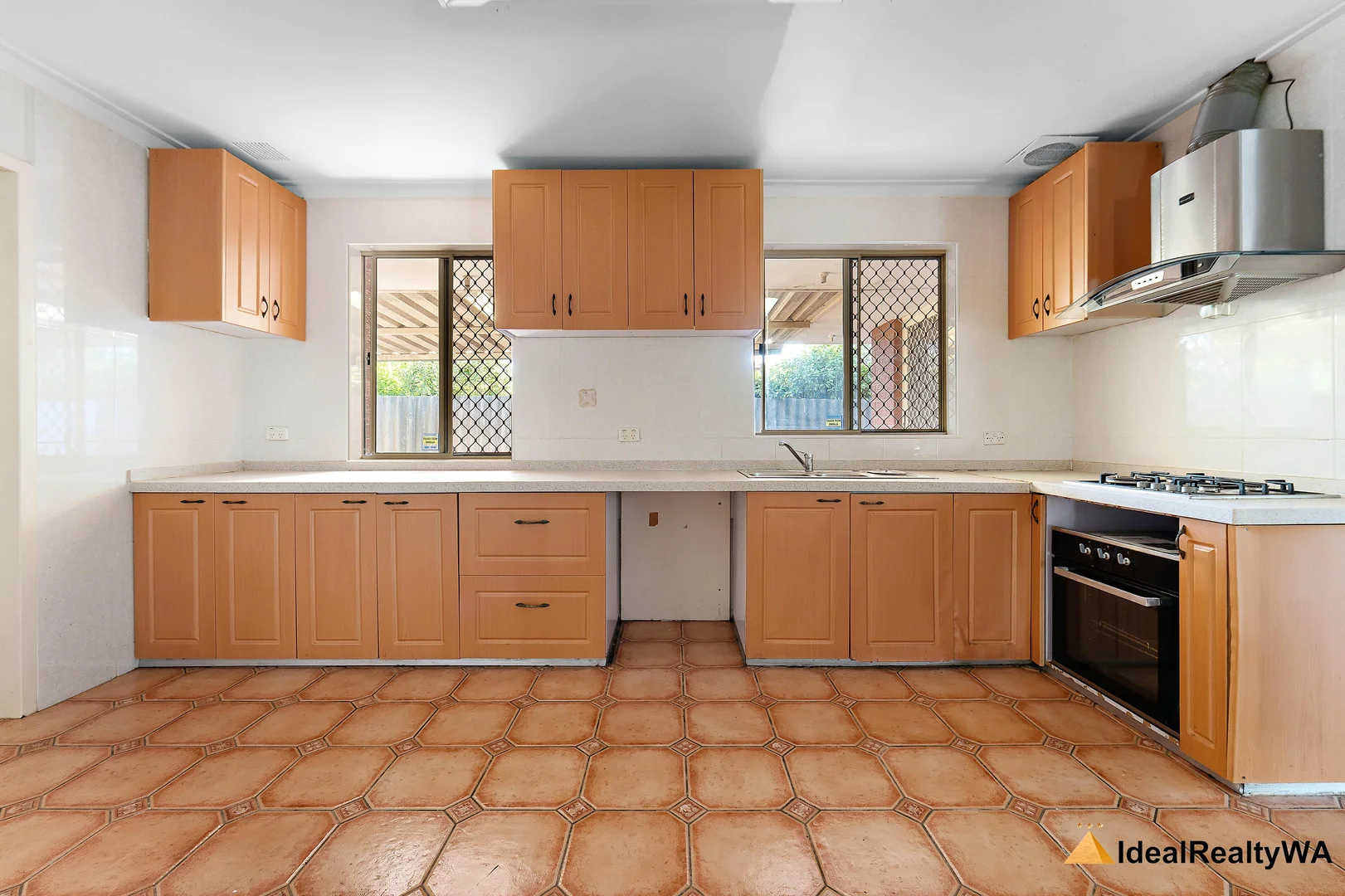 Additional image 5 of 18 Vesta Crescent, Shelley WA 6148