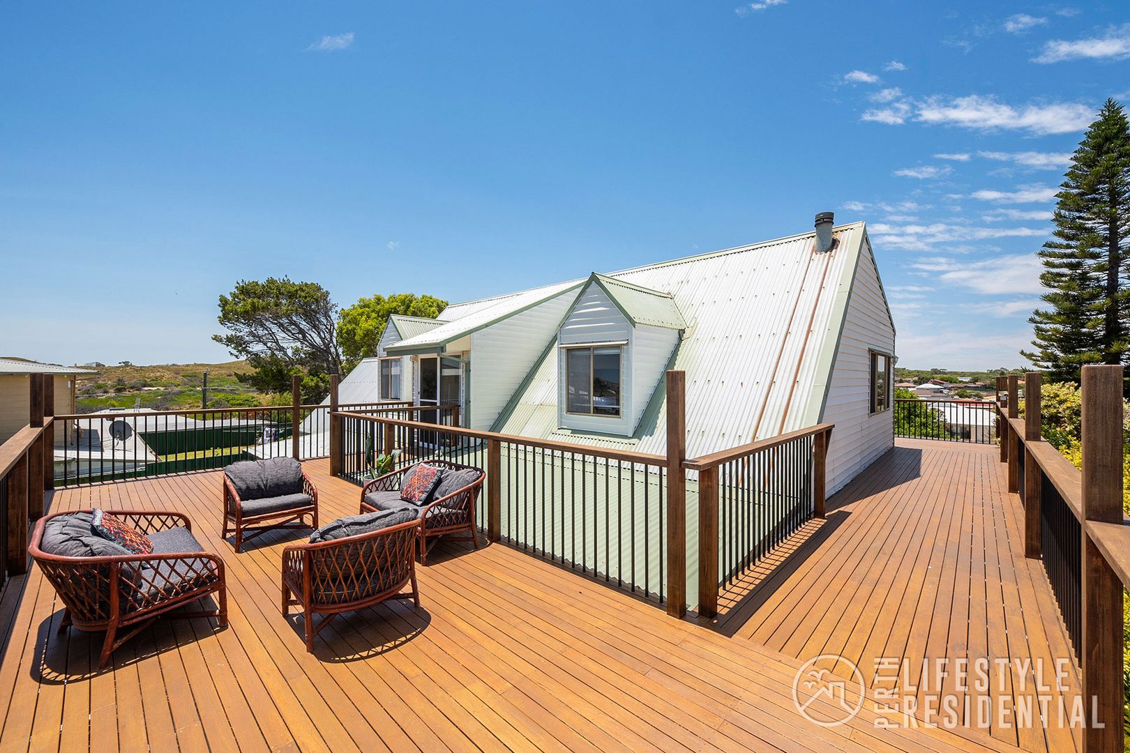 6 Valkyrie Place, Two Rocks WA 6037, Image 2