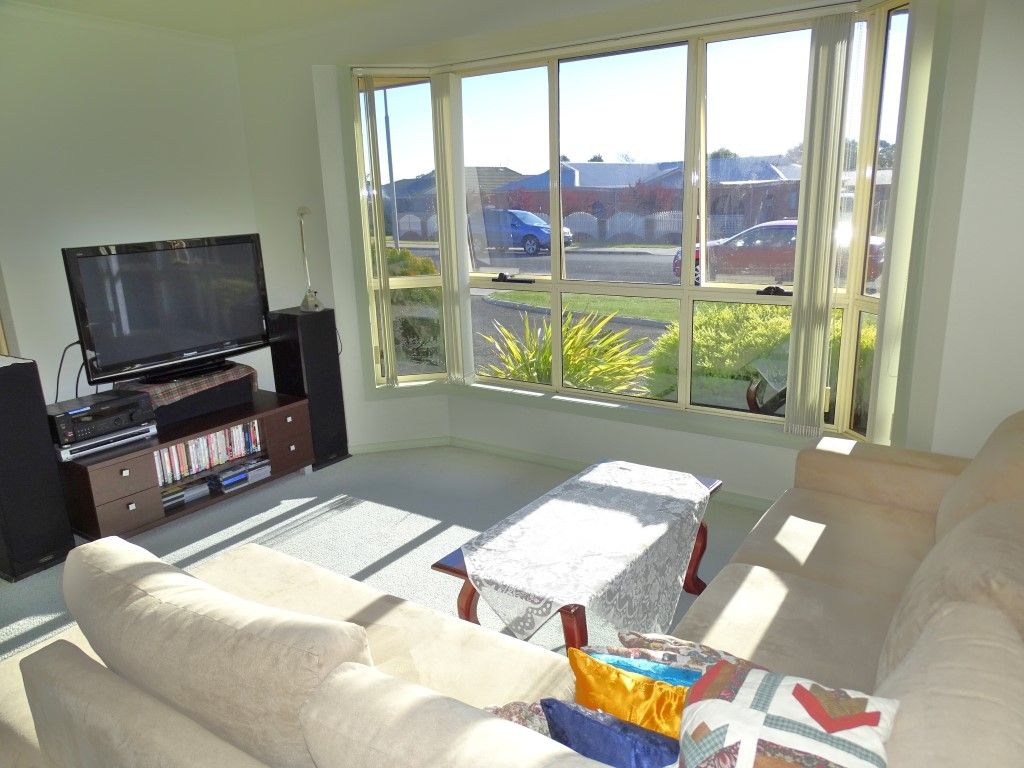 Unit 1/16 Racecourse Crescent, Turners Beach TAS 7315, Image 1