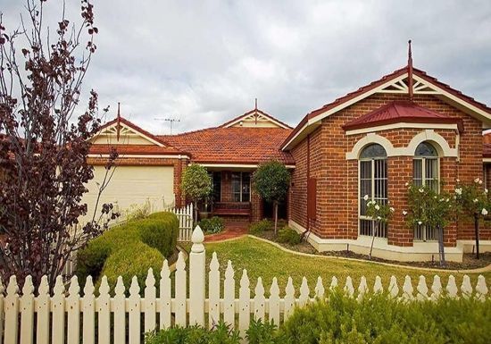 4 bedrooms House in 42 Fairbairn Road COOGEE WA, 6166