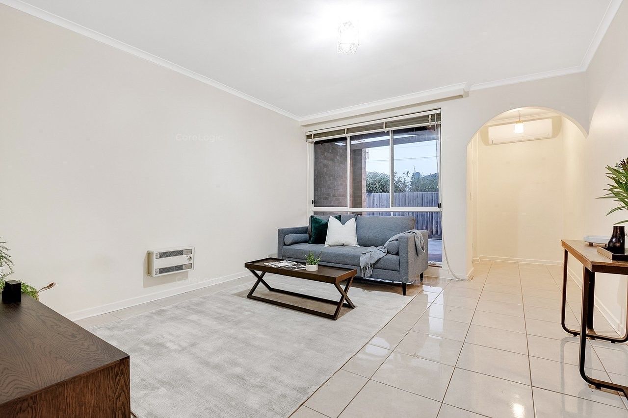 2/4 Hyde Street, Hadfield VIC 3046, Image 2