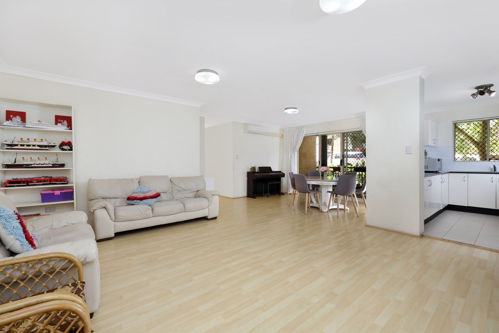 4/58-68 Oxford Street, Mortdale NSW 2223, Image 2