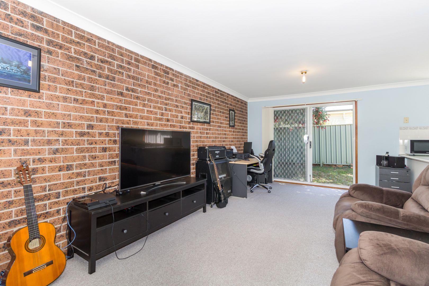 Unit 6, 63 Kingsclare Street, Leumeah NSW 2560, Image 1