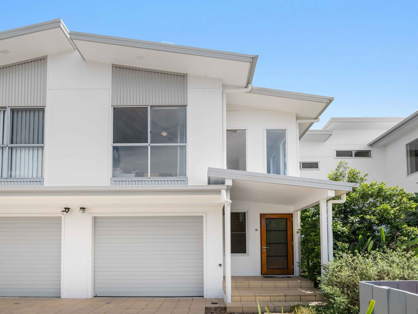 3 bedrooms Townhouse in 2/18 Ward Street INDOOROOPILLY QLD, 4068