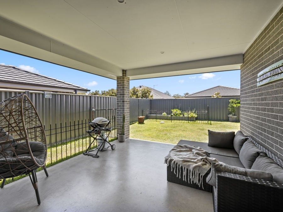 7 Sandcastle Drive, Sandy Beach NSW 2456, Image 2