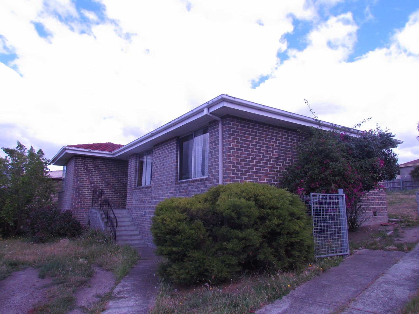 1 Stieglitz Place, Bridgewater Property History & Address Research