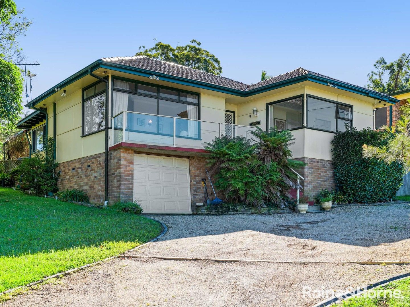 8 Carrol Avenue, East Gosford NSW 2250, Image 1