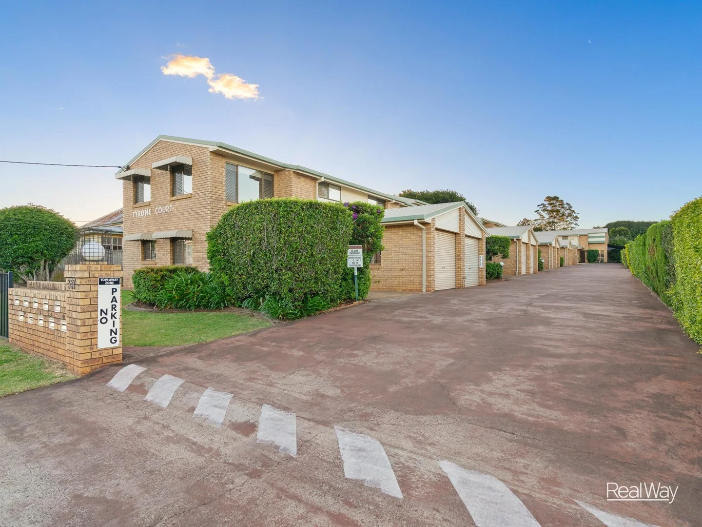 1/357 Margaret Street, Newtown QLD 4350