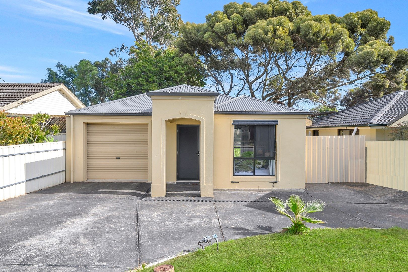 37 Christopher Road, Christie Downs SA 5164, Image 0