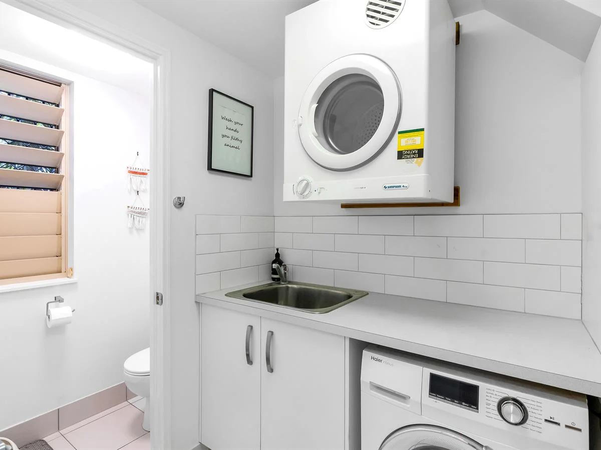 Additional image 23 of 9/12-14 Old Smithfield Road, Freshwater QLD 4870