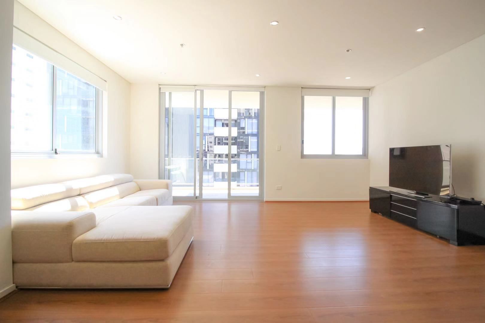 2 bedrooms Apartment / Unit / Flat in 514B/8 Bourke Street MASCOT NSW, 2020