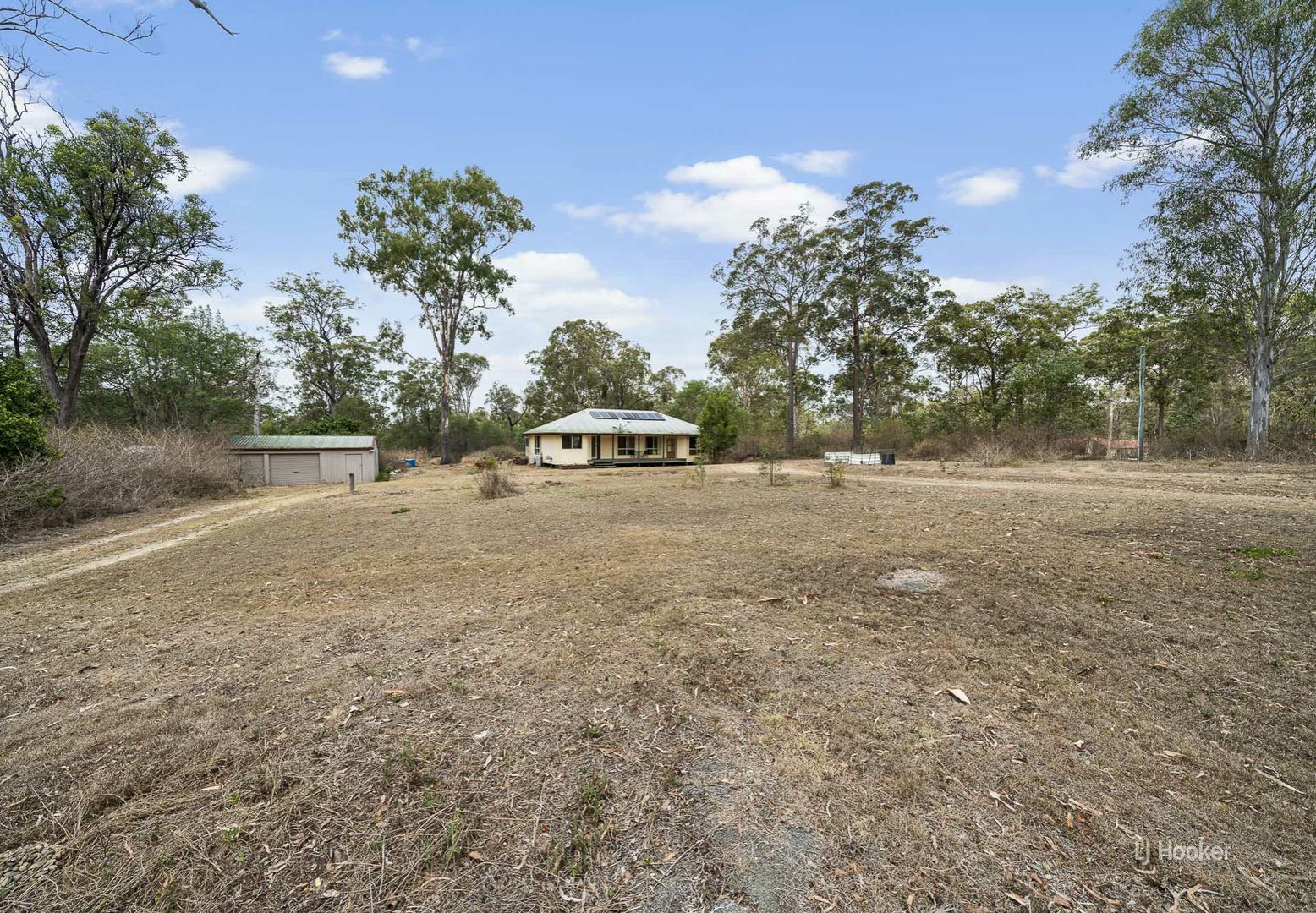 31 Cambridge Drive, Mount Hallen QLD 4312, Image 1