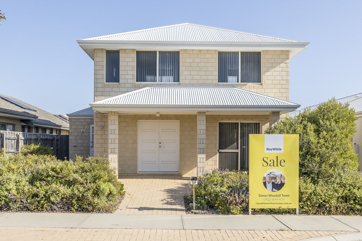 3 bedrooms House in 56 Zamia Rise YANCHEP WA, 6035