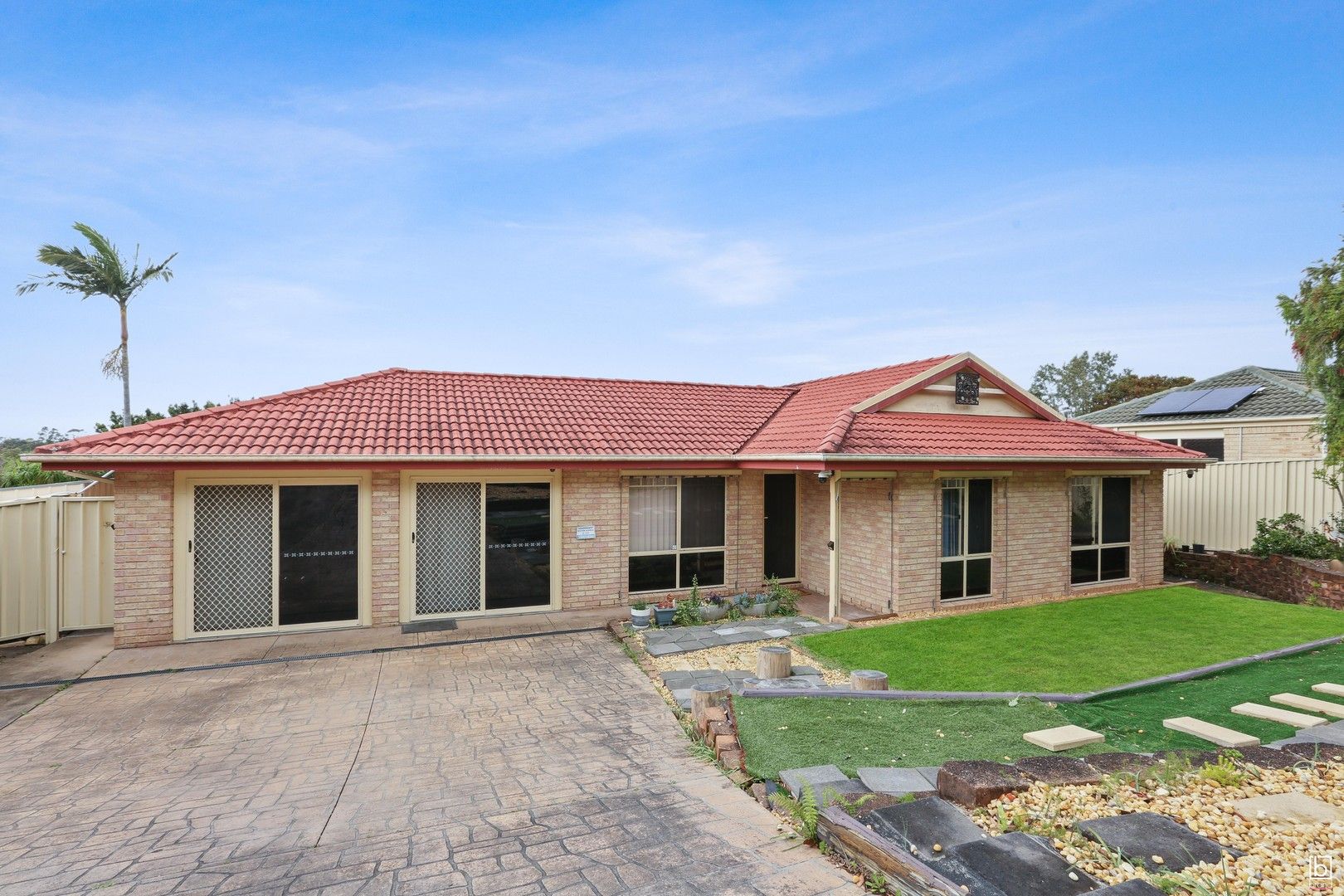 4 bedrooms House in 65 Mountain View Drive WOONGARRAH NSW, 2259
