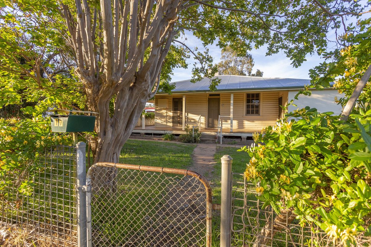 17 Hay Road, Darlington Point NSW 2706, Image 1