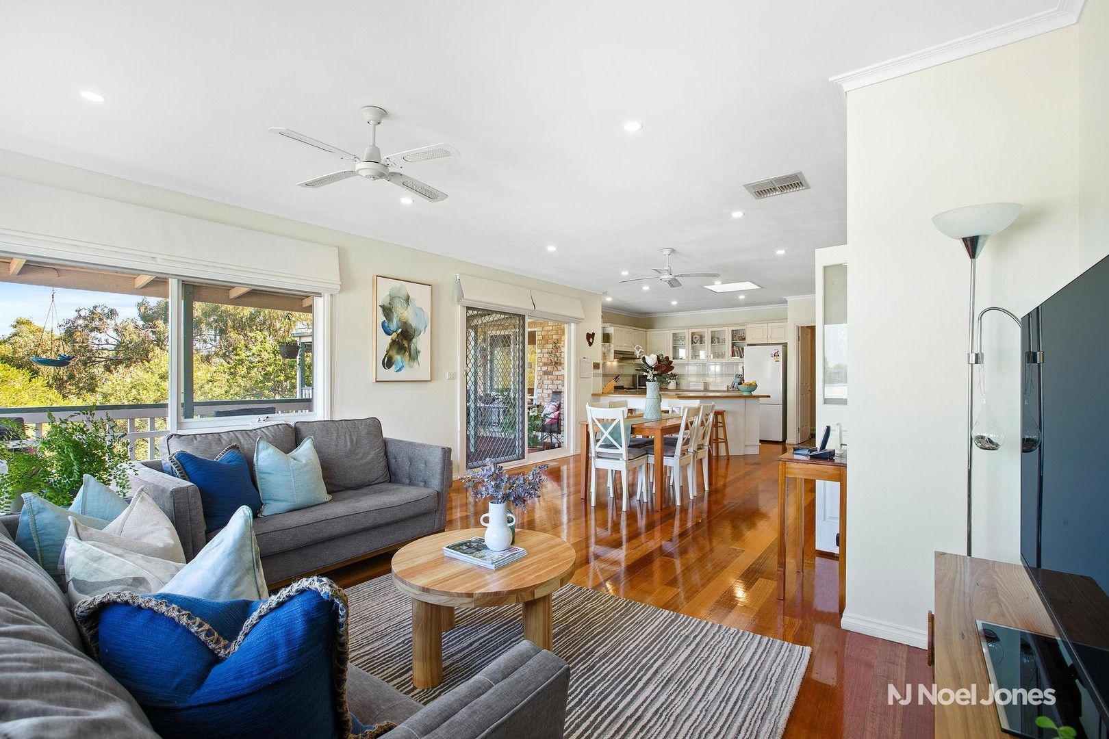 19 Galtymore Close, Warranwood VIC 3134, Image 1