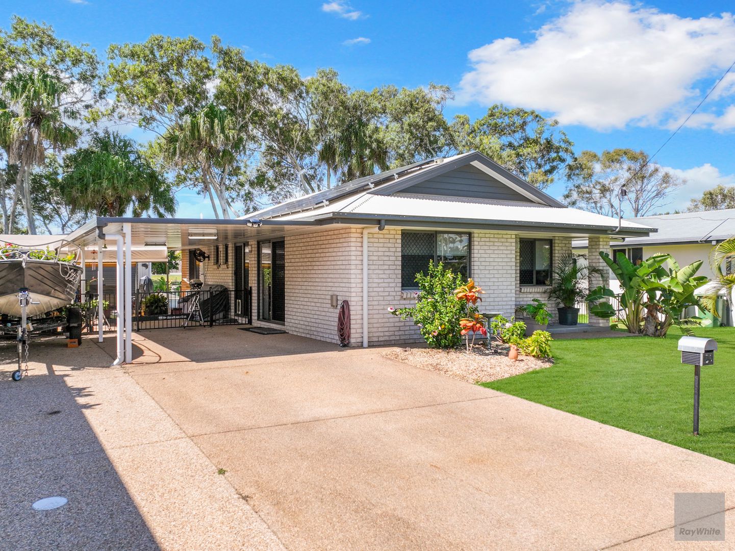 25 Pinnacle Street, Causeway Lake QLD 4703, Image 2