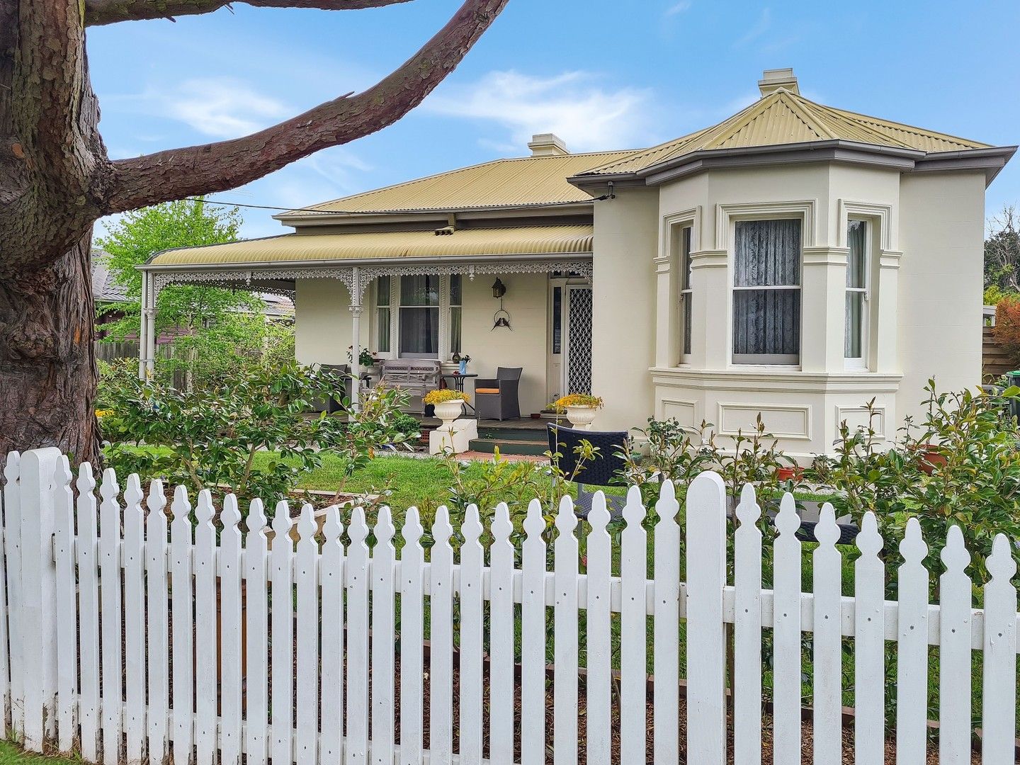 2 bedrooms House in 6A Helena Street MITTAGONG NSW, 2575