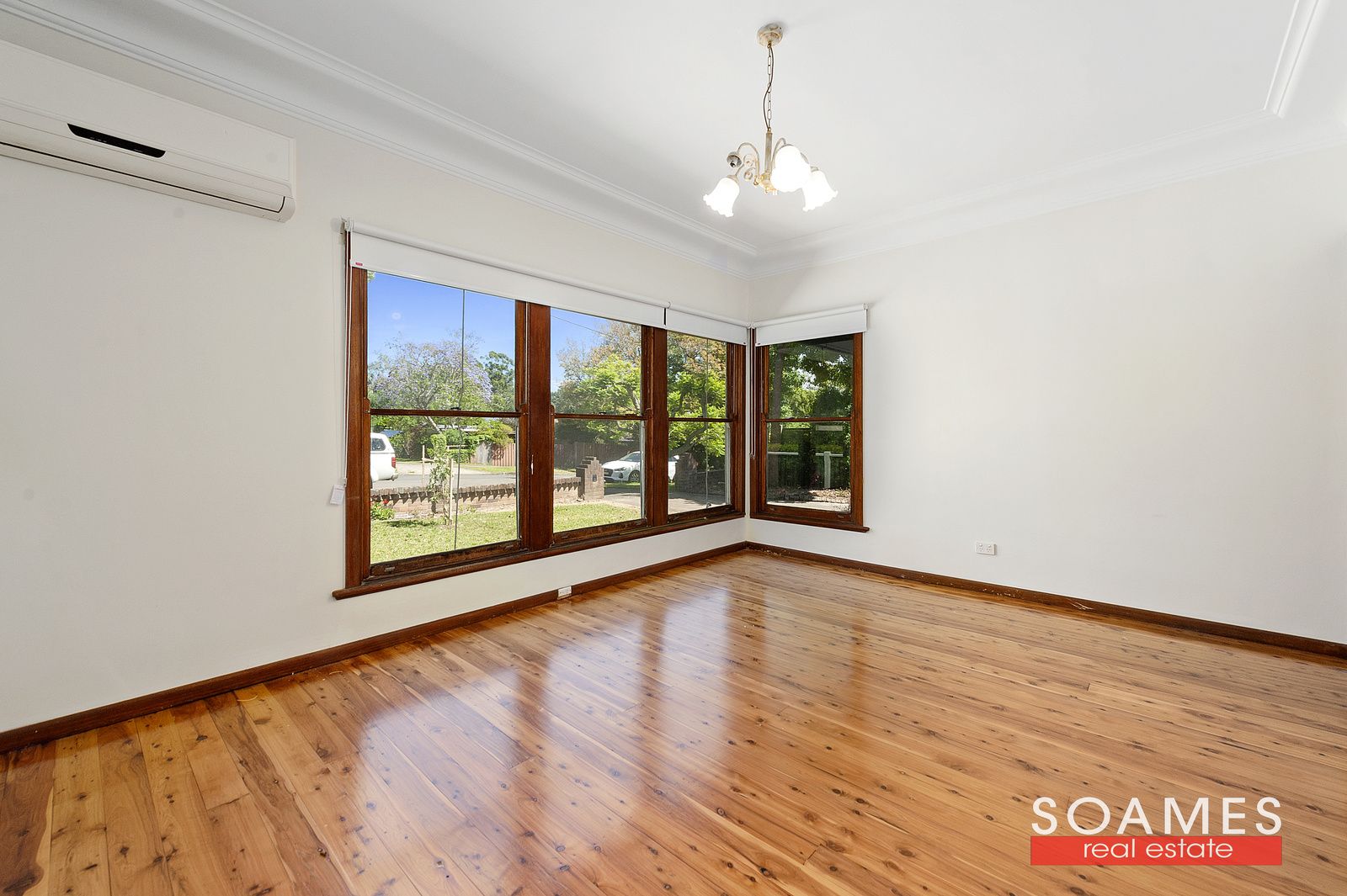 8 Clifford Avenue, Thornleigh NSW 2120, Image 2