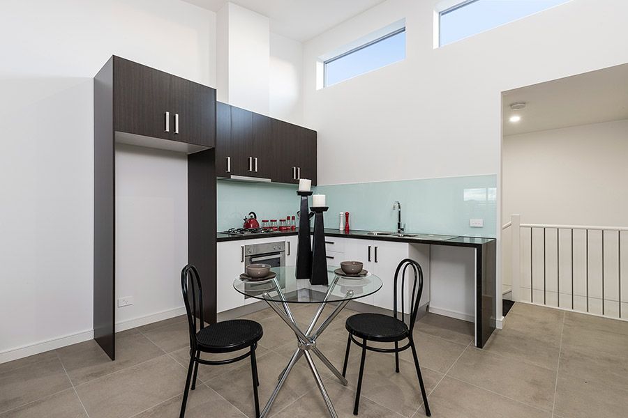 1/24-26 Miller Street, Heidelberg Heights VIC 3081, Image 2