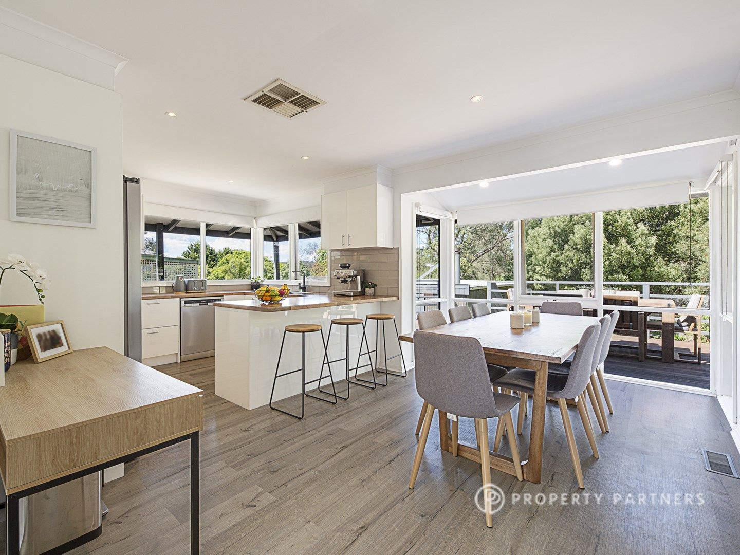 2 Fern Court, Launching Place VIC 3139, Image 0