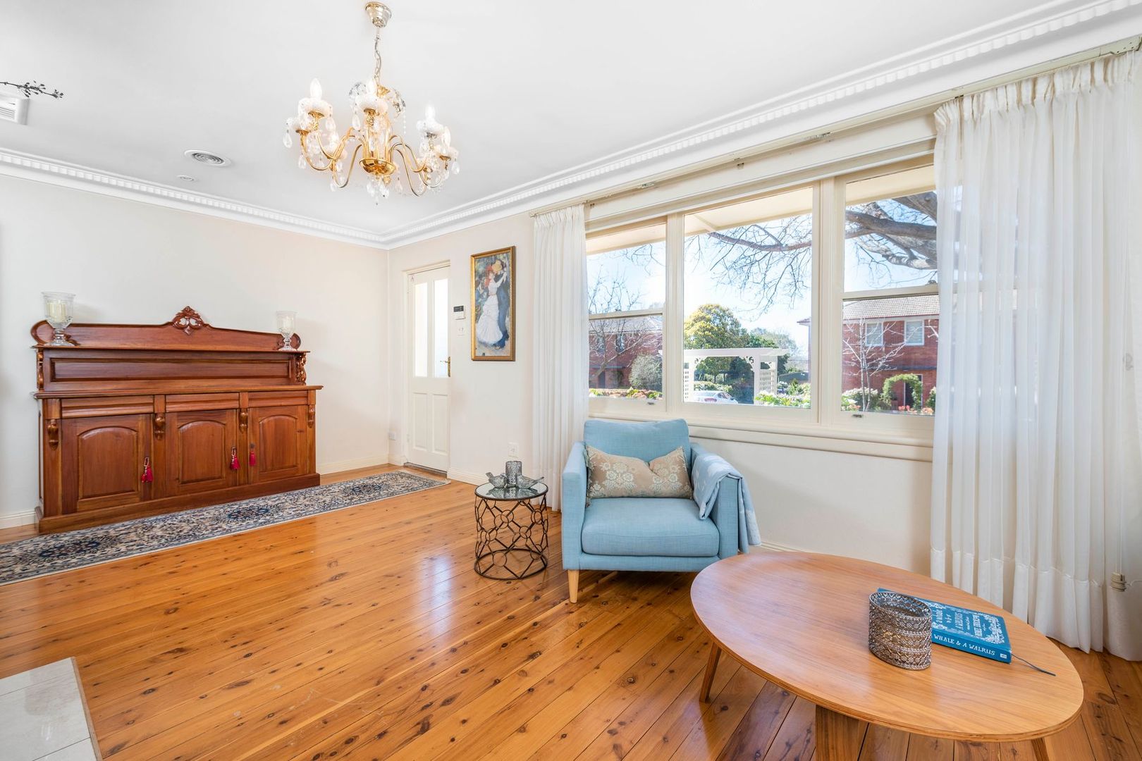 10 Vaughan Gardens, Narrabundah ACT 2604, Image 2