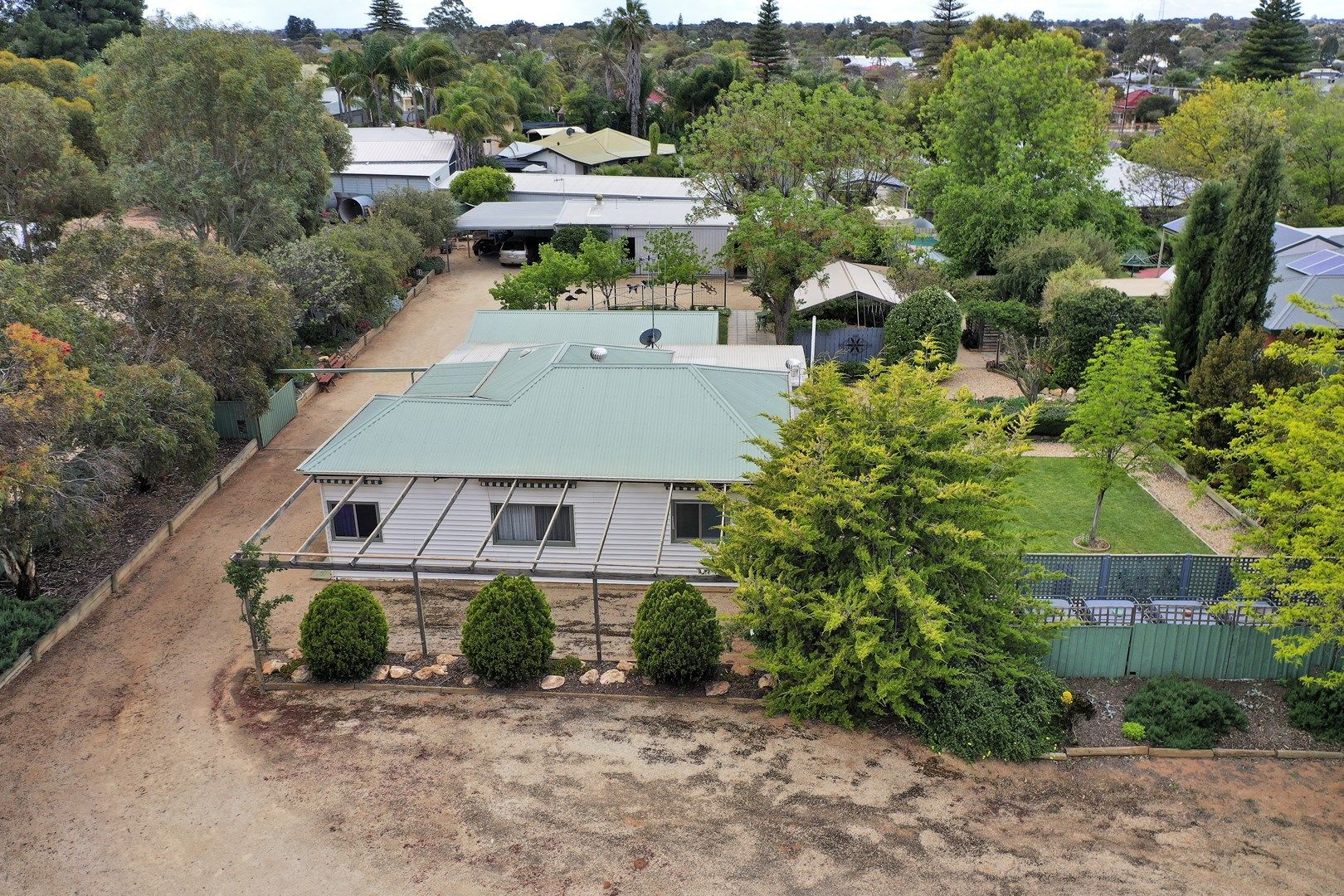 21 Fifth Street, Loxton SA 5333, Image 1