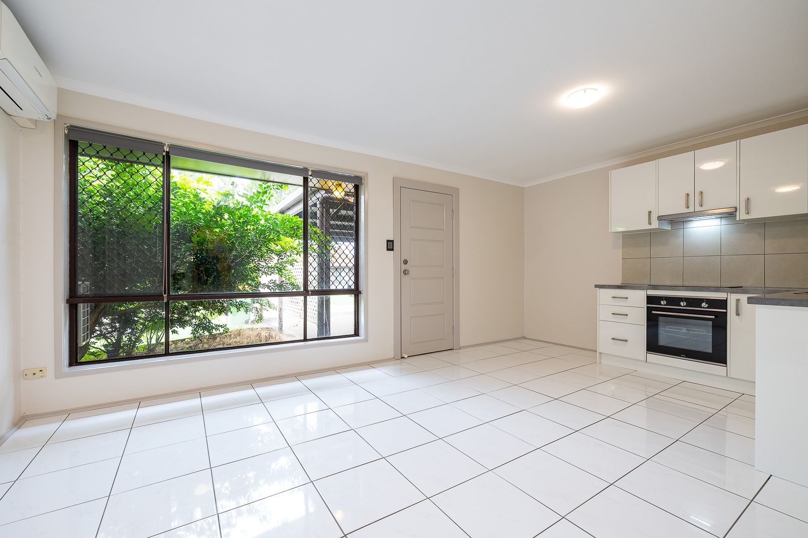 15/24-28 Albert Street, Eagleby QLD 4207, Image 2