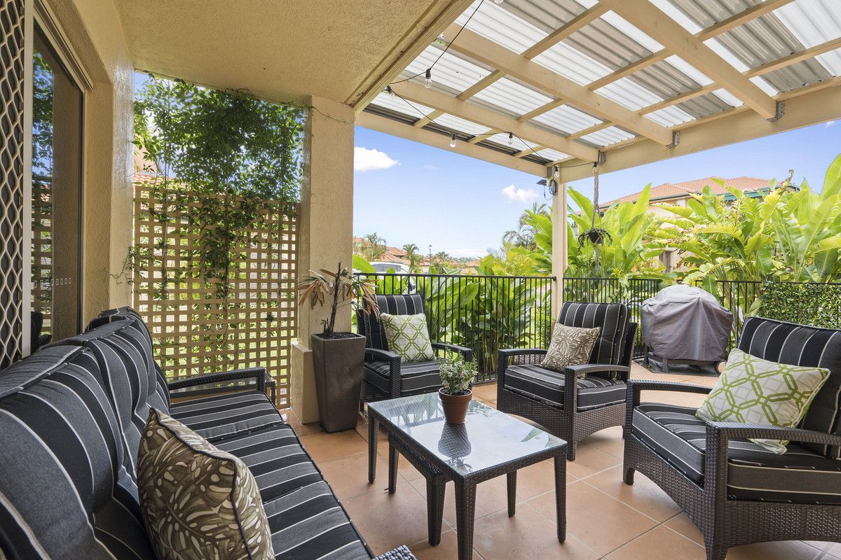 77/152 Palm Meadows Drive, Carrara QLD 4211, Image 2