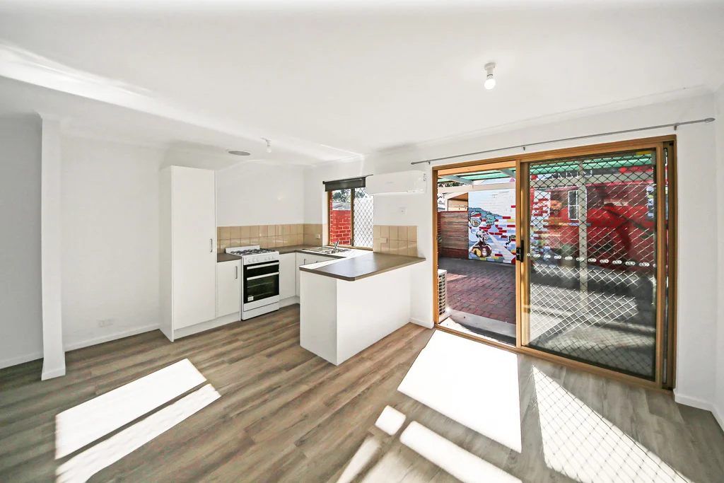 Additional image 4 of 2/17 Leadenhall Street, Port Adelaide SA 5015