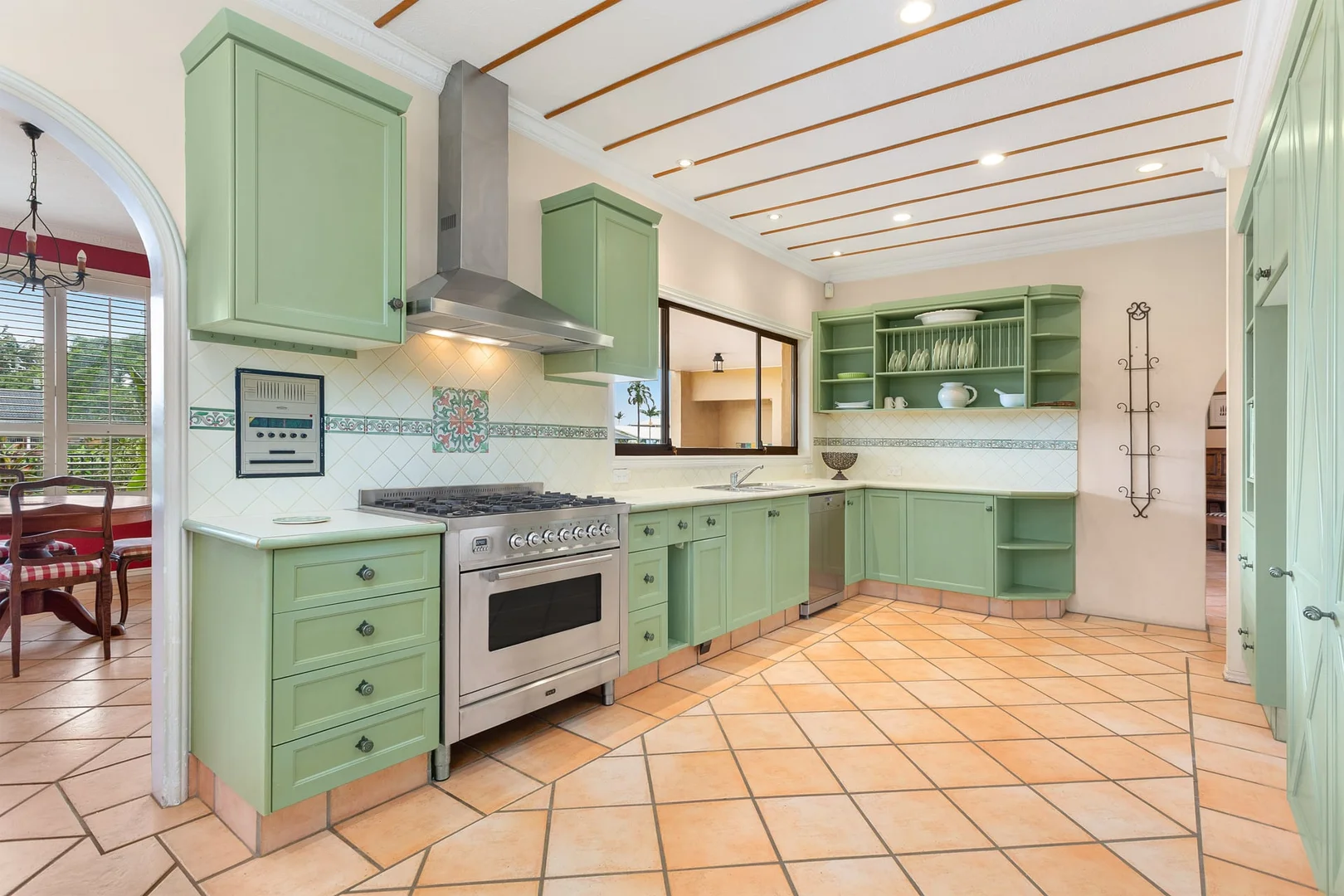 Additional image 4 of 5 Caithness Court, Sorrento QLD 4217