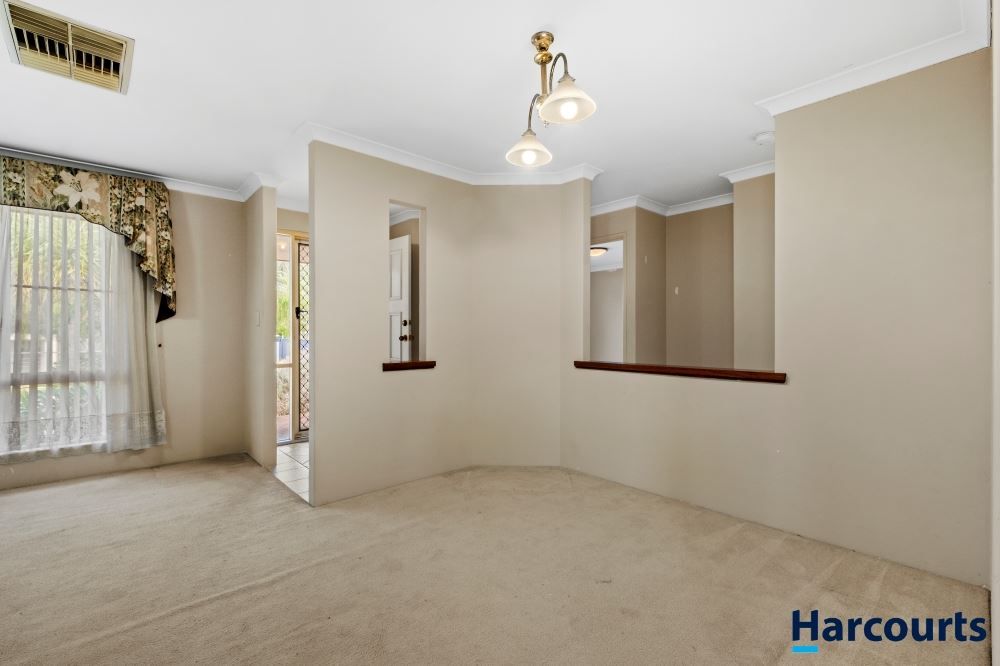 24 Brougham Crescent, Orelia WA 6167, Image 2