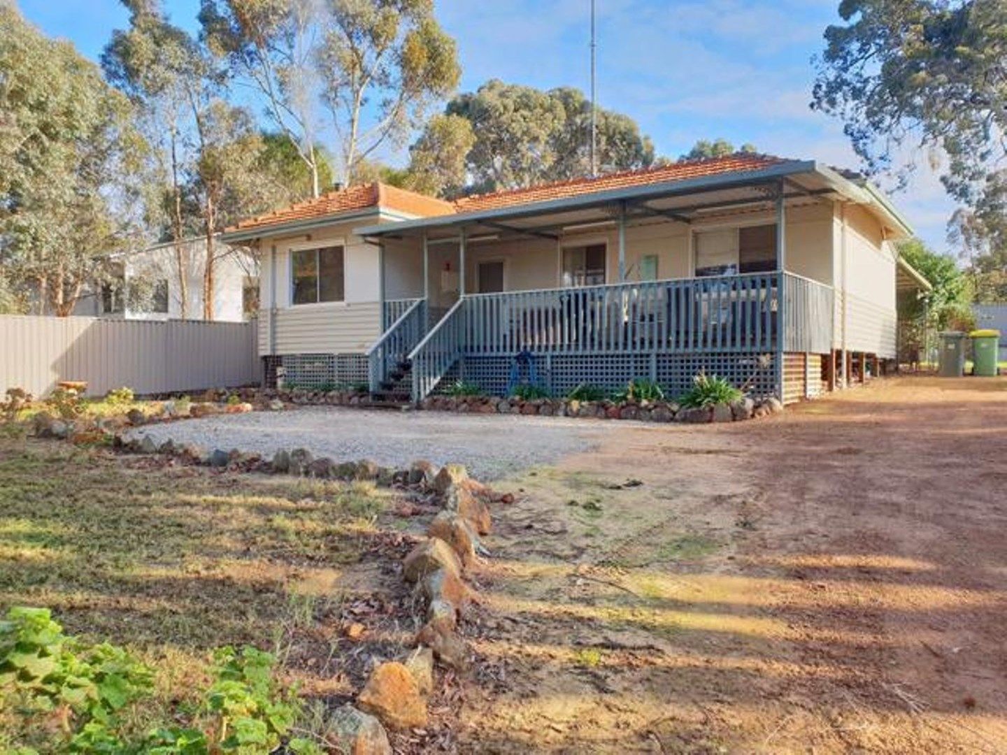 6 White Street, Wandering WA 6308, Image 0