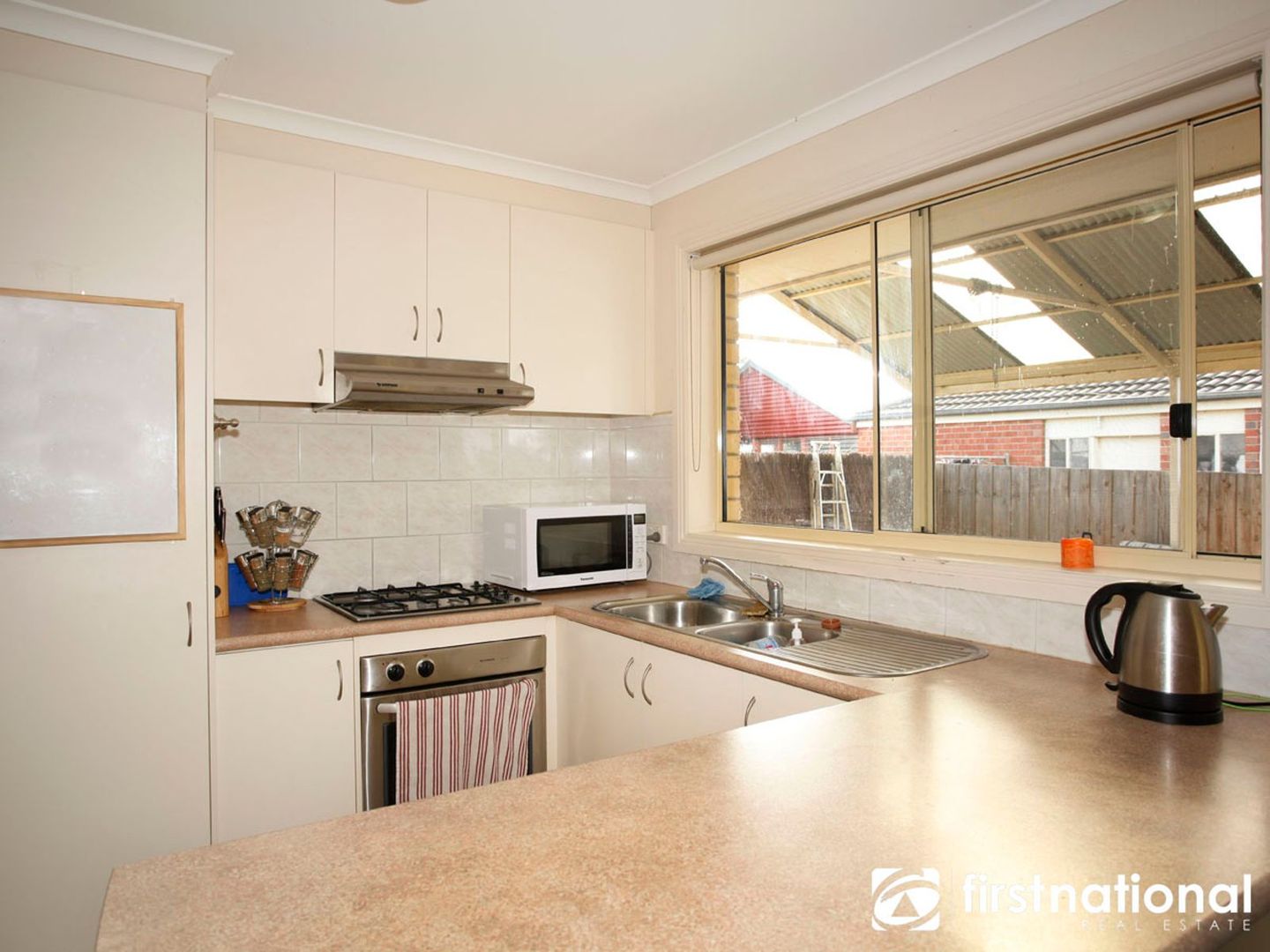 10 Darvell Court, Pakenham VIC 3810, Image 1