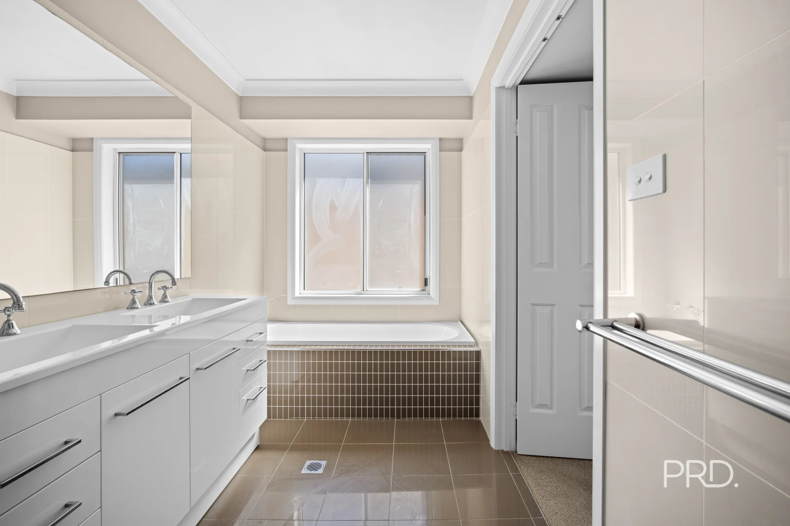 Additional image 5 of 66 Strickland Drive, Boorooma NSW 2650