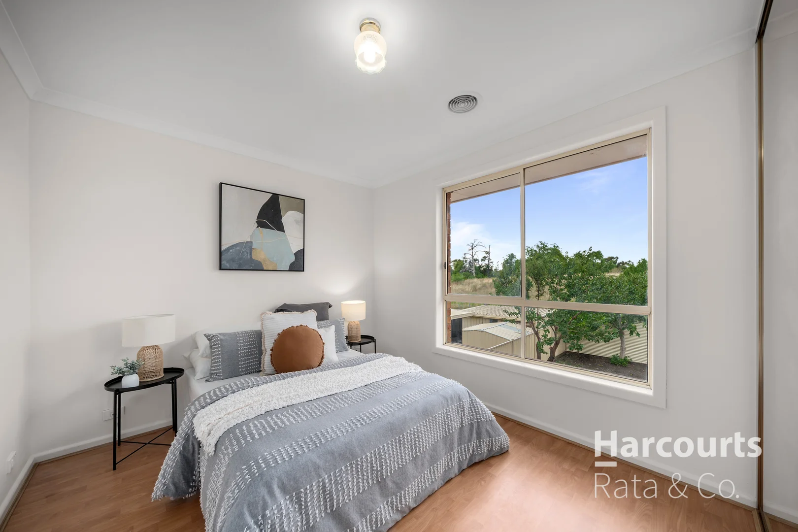 Additional image 11 of 27 Woolnough Drive, Mill Park VIC 3082