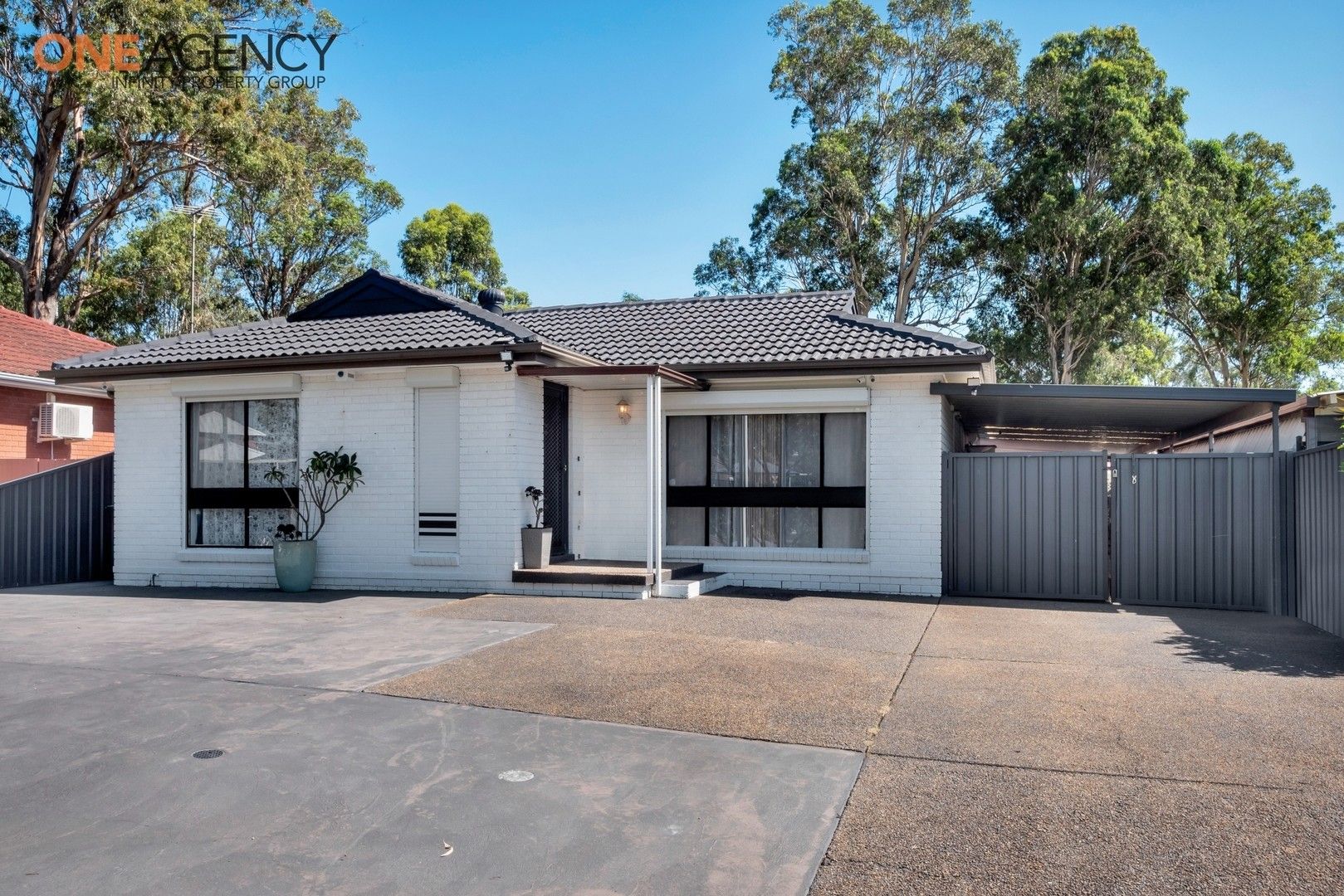5 bedrooms House in 26 Brigalow Avenue CASULA NSW, 2170