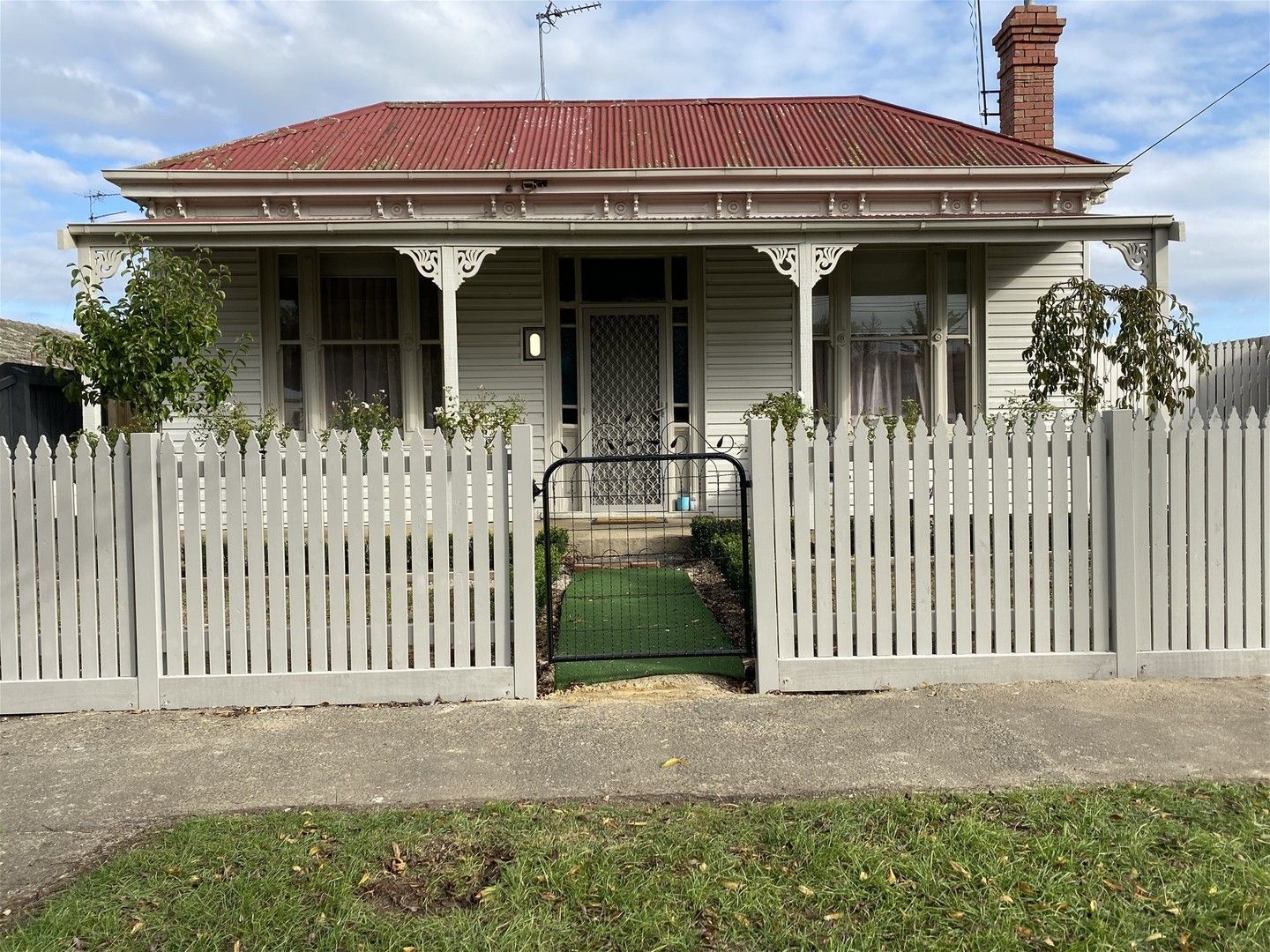 2 bedrooms House in 1007 South Street BALLARAT CENTRAL VIC, 3350
