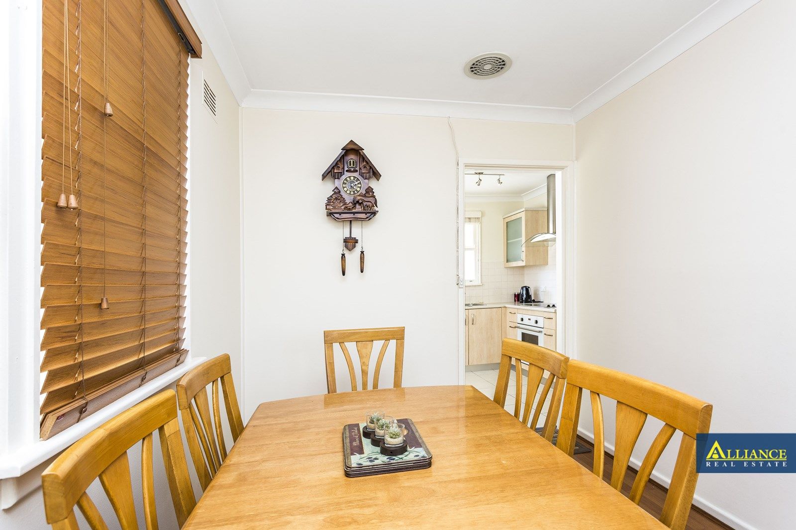 25 Willan Drive, Cartwright NSW 2168, Image 2