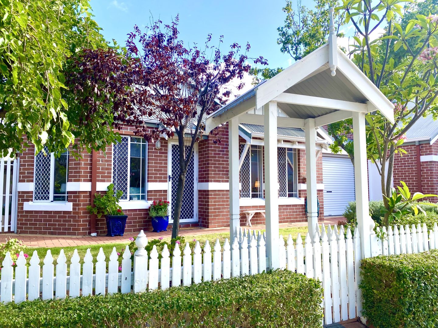 45A Coldstream Street, West Leedervill Property History & Address