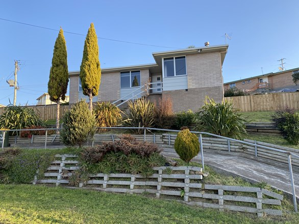 12 Barker Street, Ulverstone TAS 7315