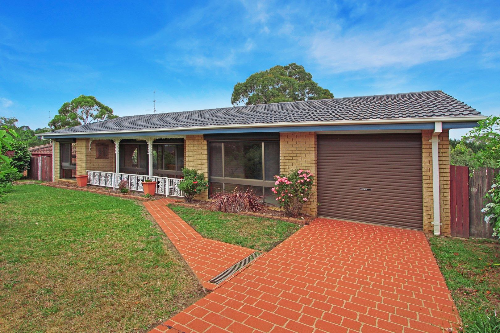 8 Willow Drive, Moss Vale NSW 2577, Image 0