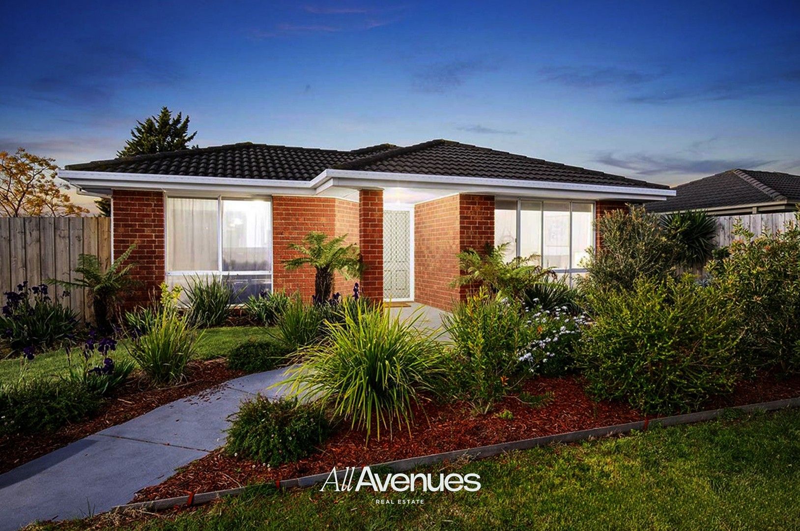 3 bedrooms House in 25 Broome Crescent CRANBOURNE NORTH VIC, 3977
