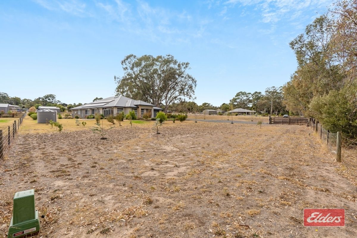 607 Balmoral Road, Cockatoo Valley SA 5351, Image 2