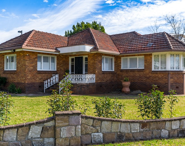 9 Goggs Street, Toowoomba City QLD 4350