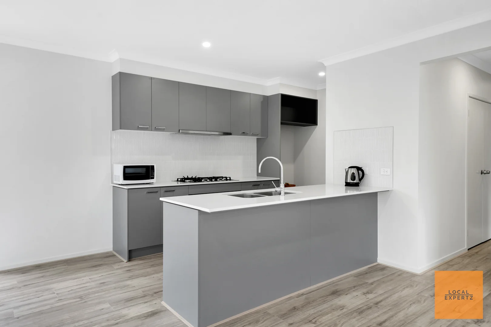 Additional image 2 of 35 Oaky Crescent, Cobblebank VIC 3338