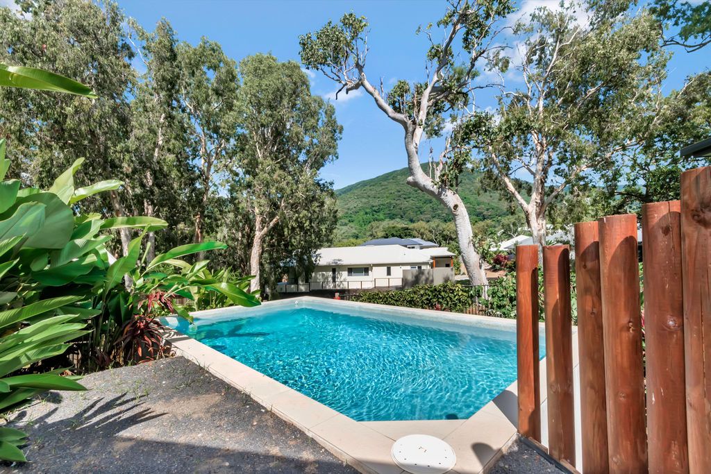 3 bedrooms House in 36 Freshwater Avenue PALM COVE QLD, 4879