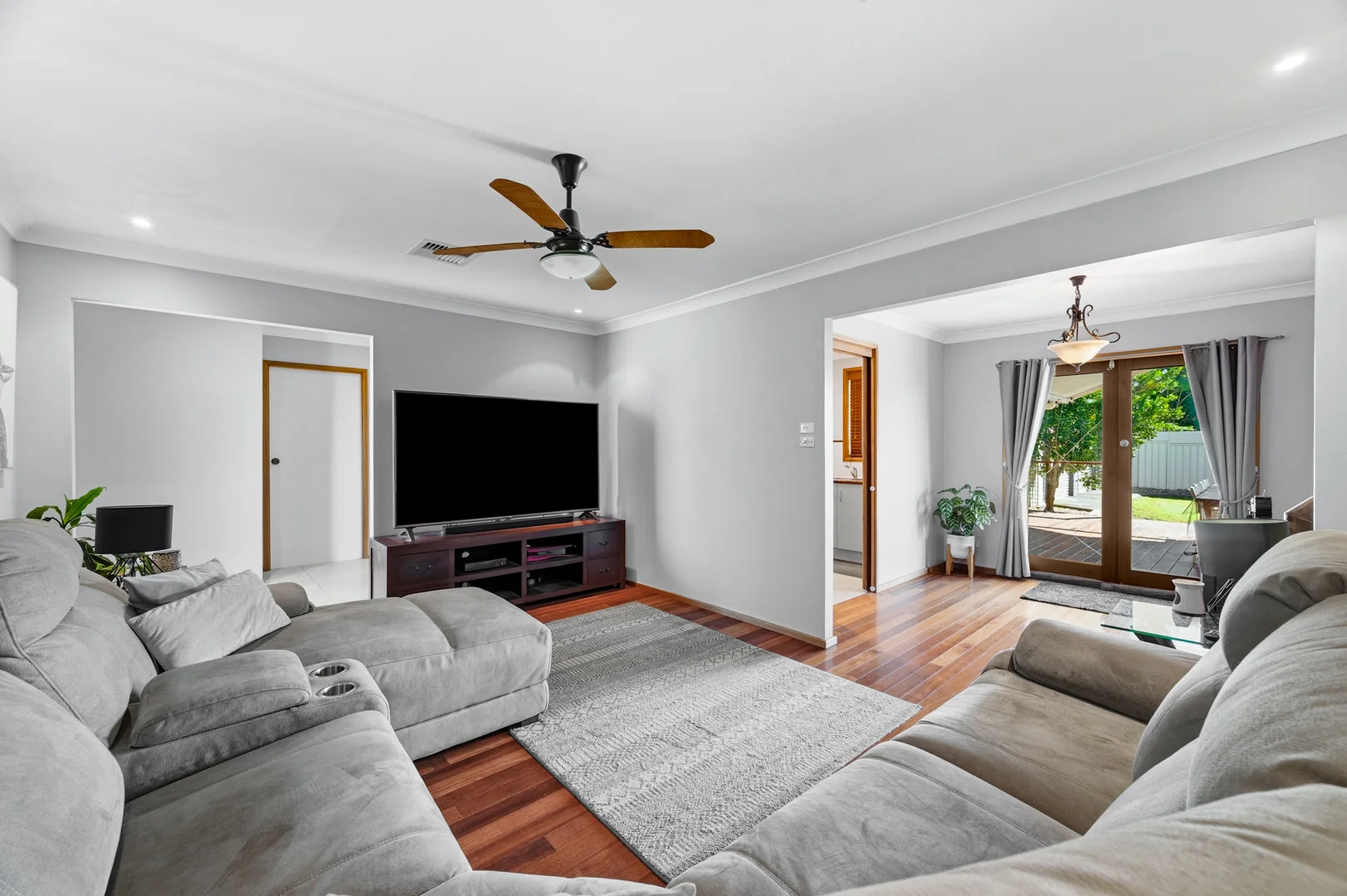 Additional image 2 of 64 Farmview Drive, Cranebrook NSW 2749