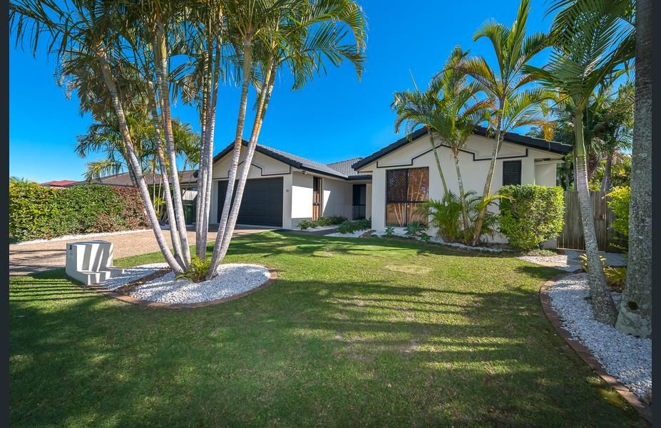 31 Gumleaf Drive, Molendinar QLD 4214, Image 2