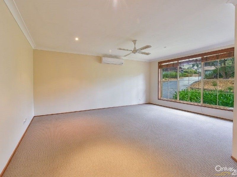 8 Hopson Avenue, Camden South NSW 2570, Image 2